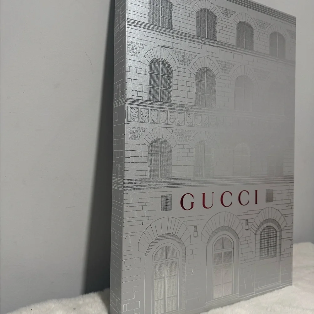 GUCCI HOLIDAY / CHRISTMAS ADVENT CALENDAR Rare Collector's Limited Edition!